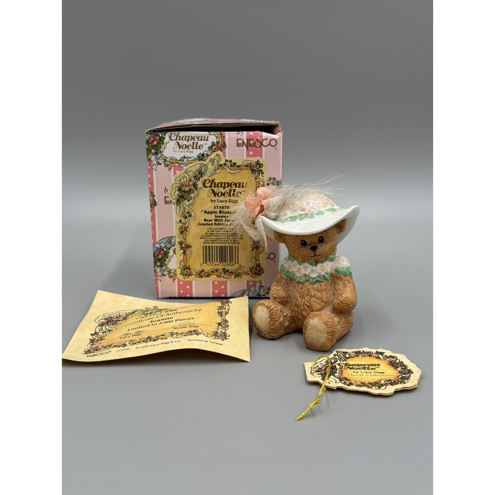 1995 Chapeau Noelle by Lucy Rigg Apple Blossom Jeanne Bear Figurine